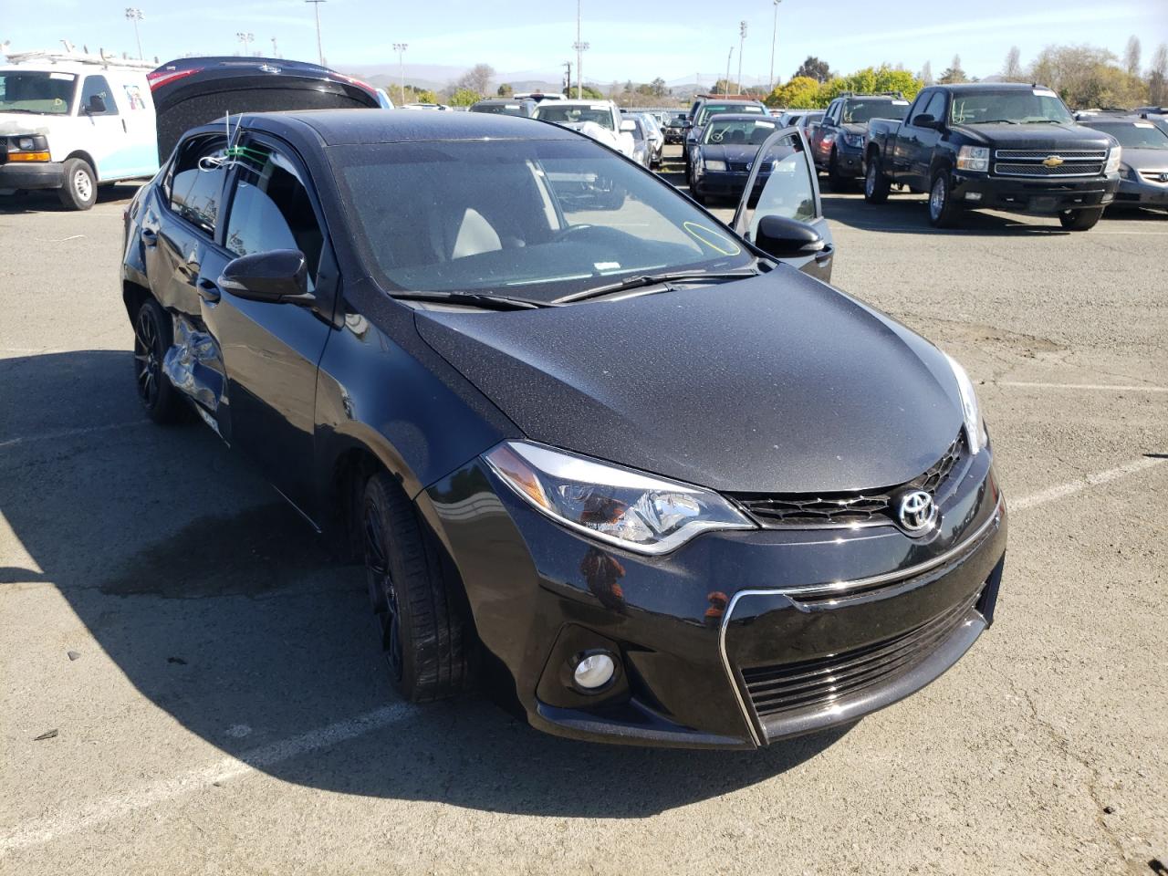 TOYOTA COROLLA L 2016 with VIN 5YFBURHE6GP391799 - Photo from auction