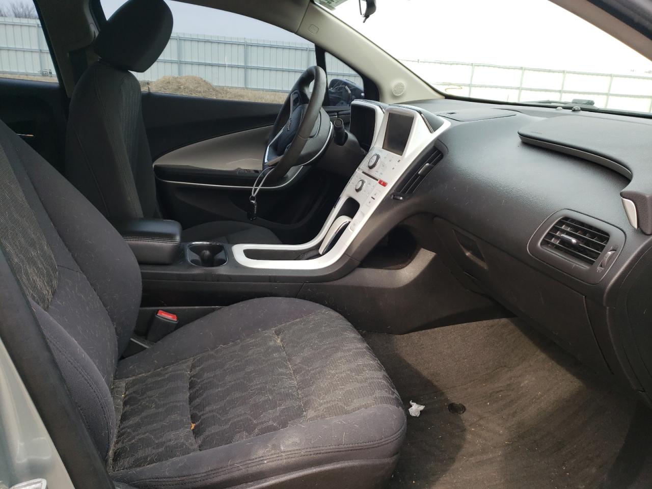 Photo 5 from auction – 2013 CHEVROLET VOLT with VIN 1G1RA6E4XDU105073