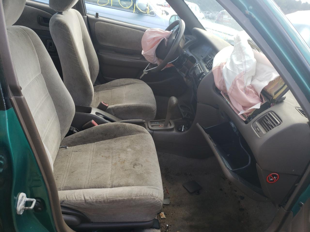 Photo 5 from auction – 1997 TOYOTA COROLLA DX with VIN 1NXBB02E2VZ520188