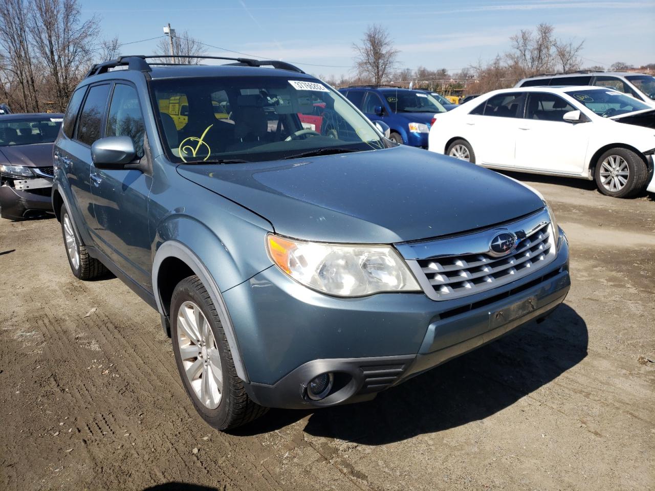 SUBARU FORESTER 2 2011 with VIN JF2SHADC3BH769271 - Photo from auction