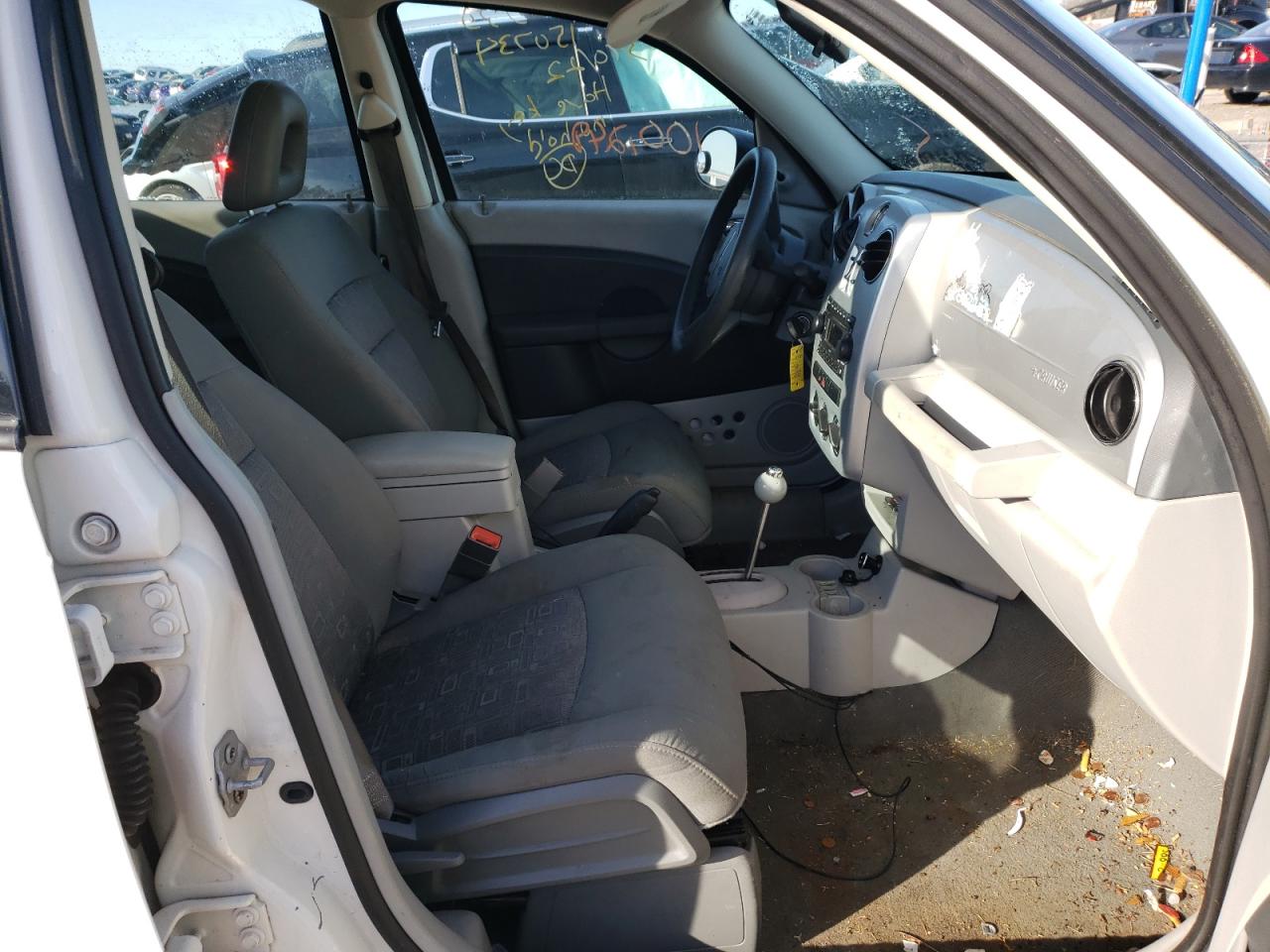 Photo 5 from auction – 2008 CHRYSLER PT CRUISER with VIN 3A8FY48B58T138365