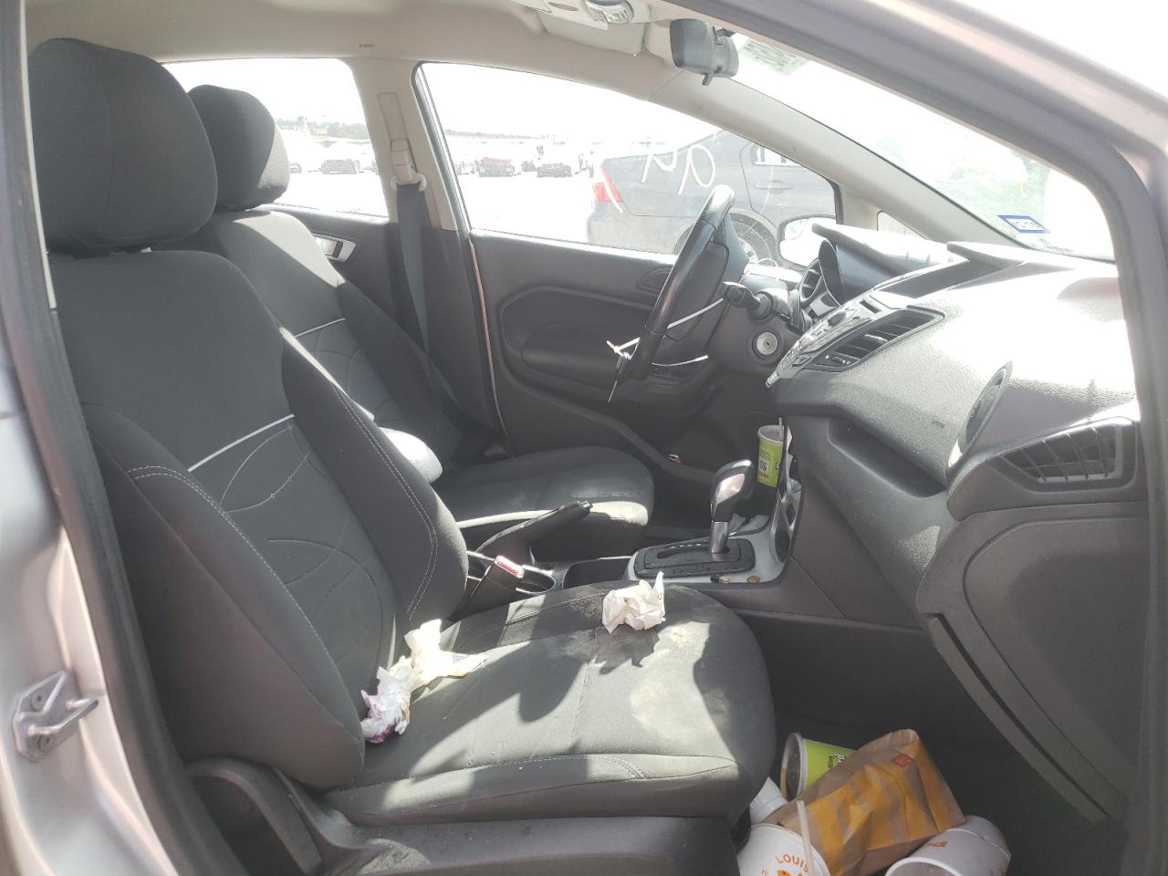 Photo 5 from auction – 2014 FORD FIESTA SE with VIN 3FADP4EJ3EM145212