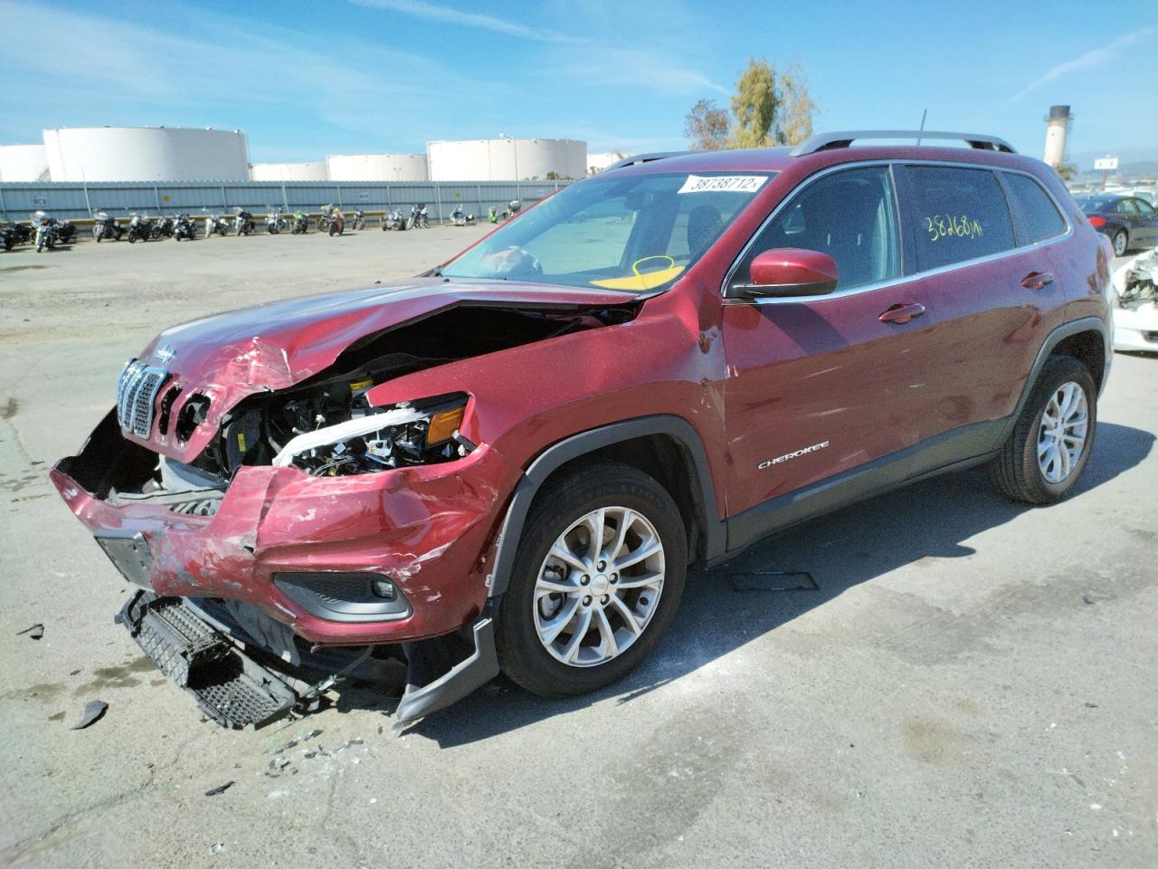 Photo 2 from auction – 2019 JEEP CHEROKEE L with VIN 1C4PJLCBXKD160165
