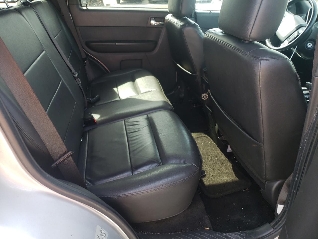 Photo 6 from auction – 2011 FORD ESCAPE LIM with VIN 1FMCU9EG0BKB28091
