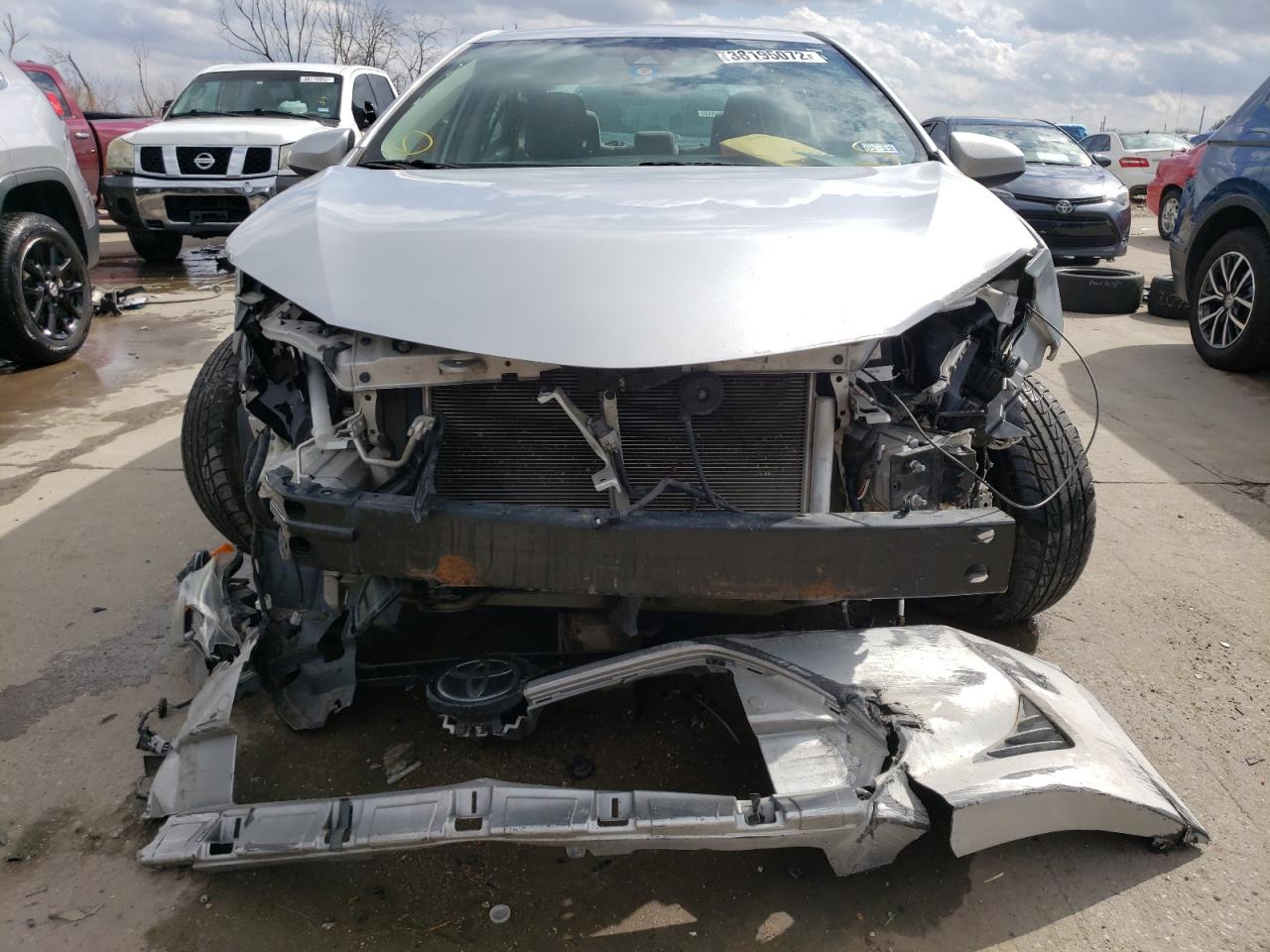 Photo 9 from auction – 2017 TOYOTA COROLLA L with VIN 5YFBURHE2HP661516