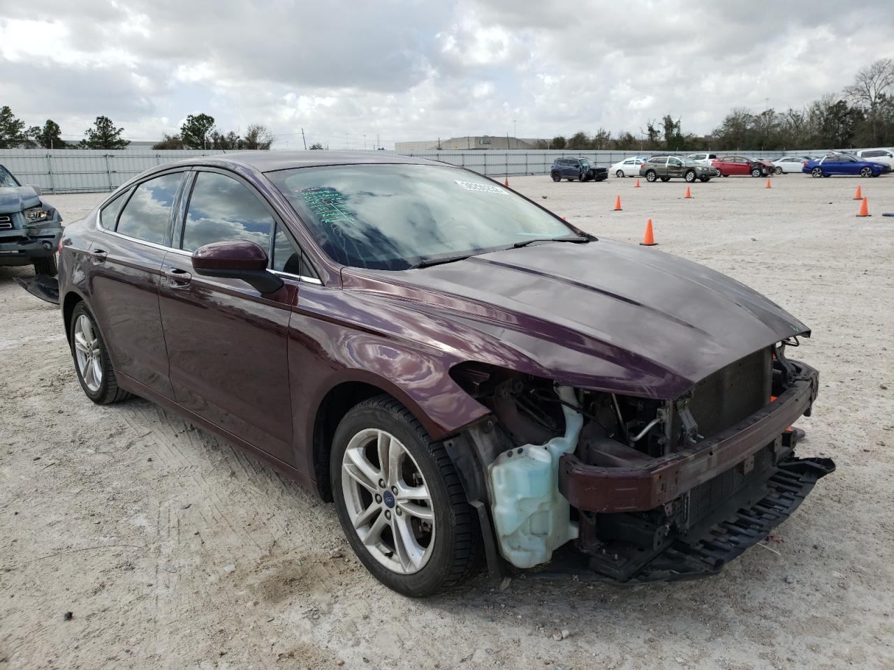 FORD FUSION SE 2018 with VIN 3FA6P0HD6JR252646 - Photo from auction