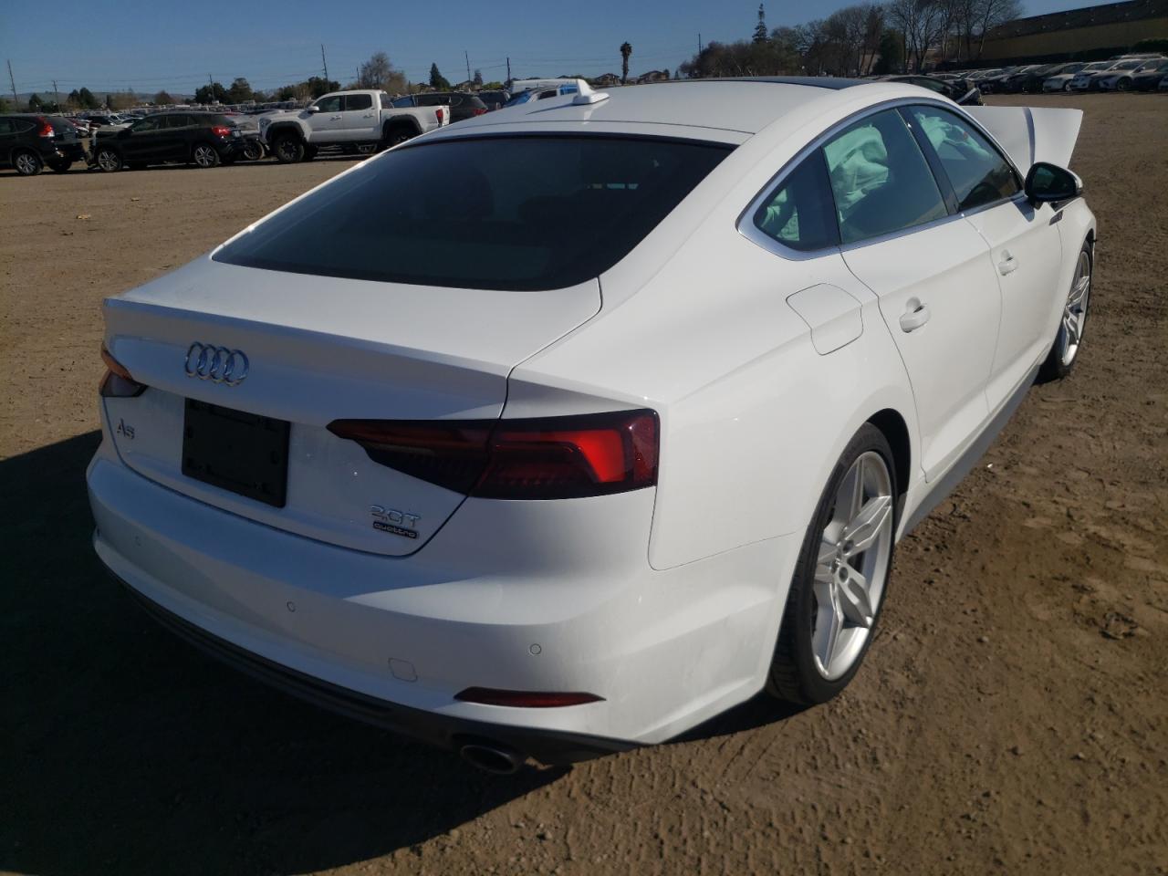 Photo 4 from auction – 2018 AUDI A5 PREMIUM with VIN WAUENCF59JA069452