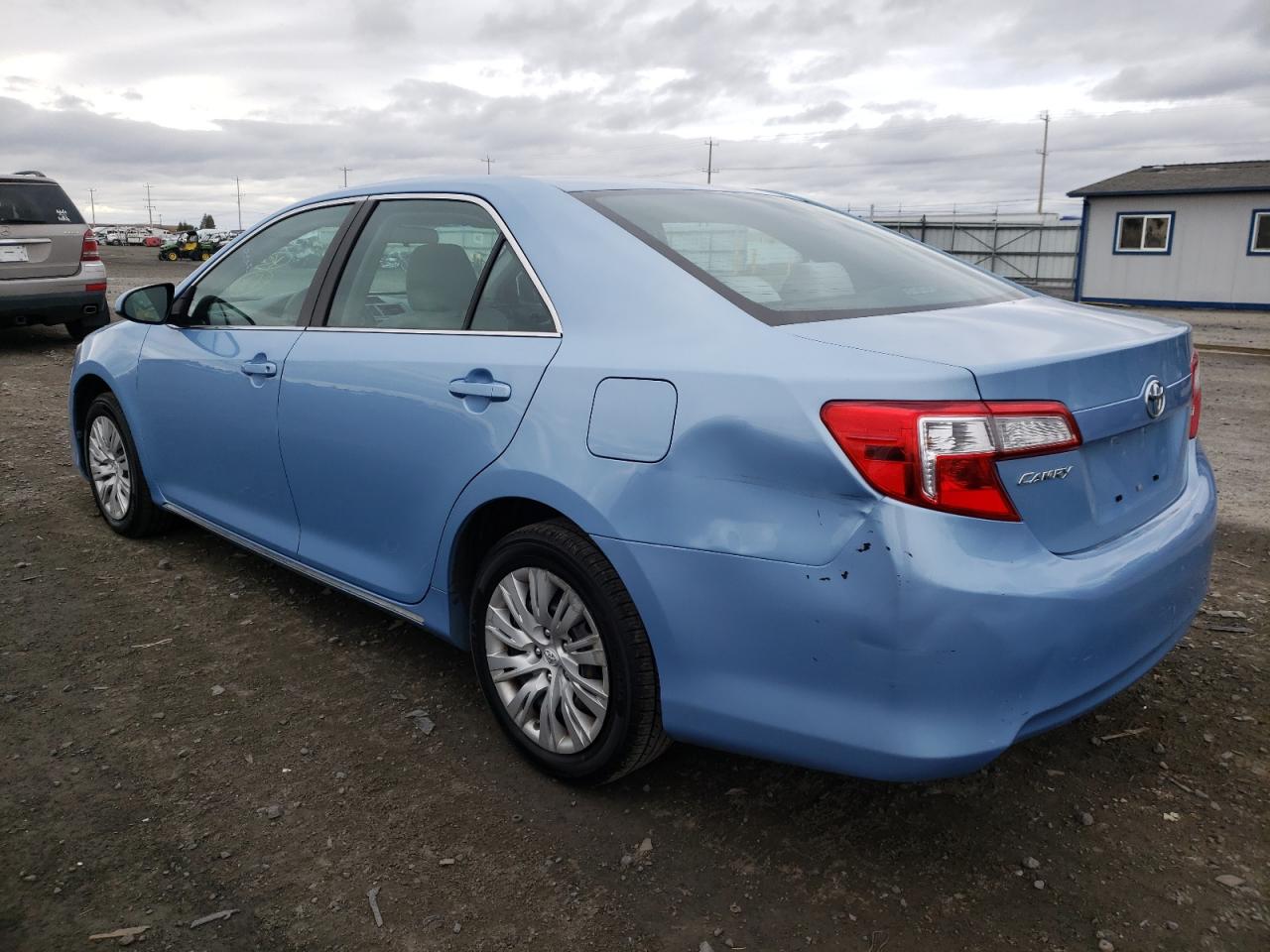 Photo 3 from auction – 2012 TOYOTA CAMRY BASE with VIN 4T1BF1FK8CU572528