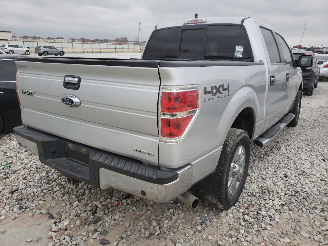 Photo 4 from auction – 2011 FORD F150 SUPER with VIN 1FTFW1EF6BKE10496