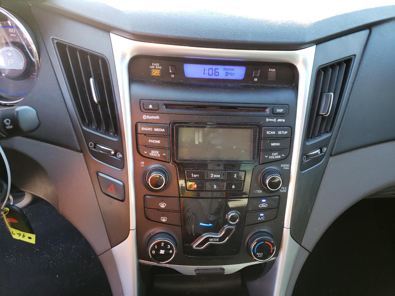 Foto 9 de la subasta – 2012 HYUNDAI SONATA GLS con VIN 5NPEB4AC2CH469985