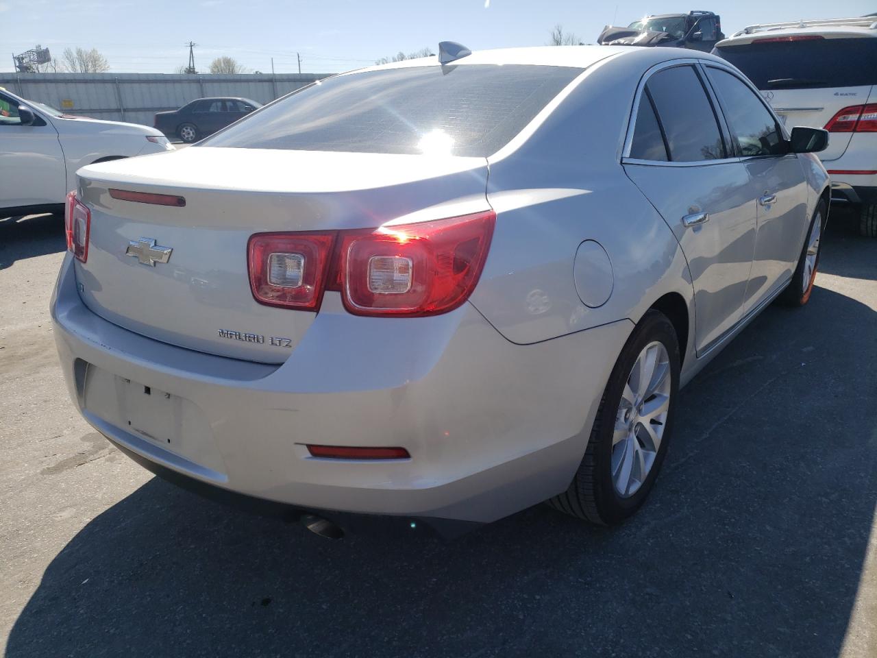 Photo 4 from auction – 2016 CHEVROLET MALIBU LIM with VIN 1G11E5SA4GF138245
