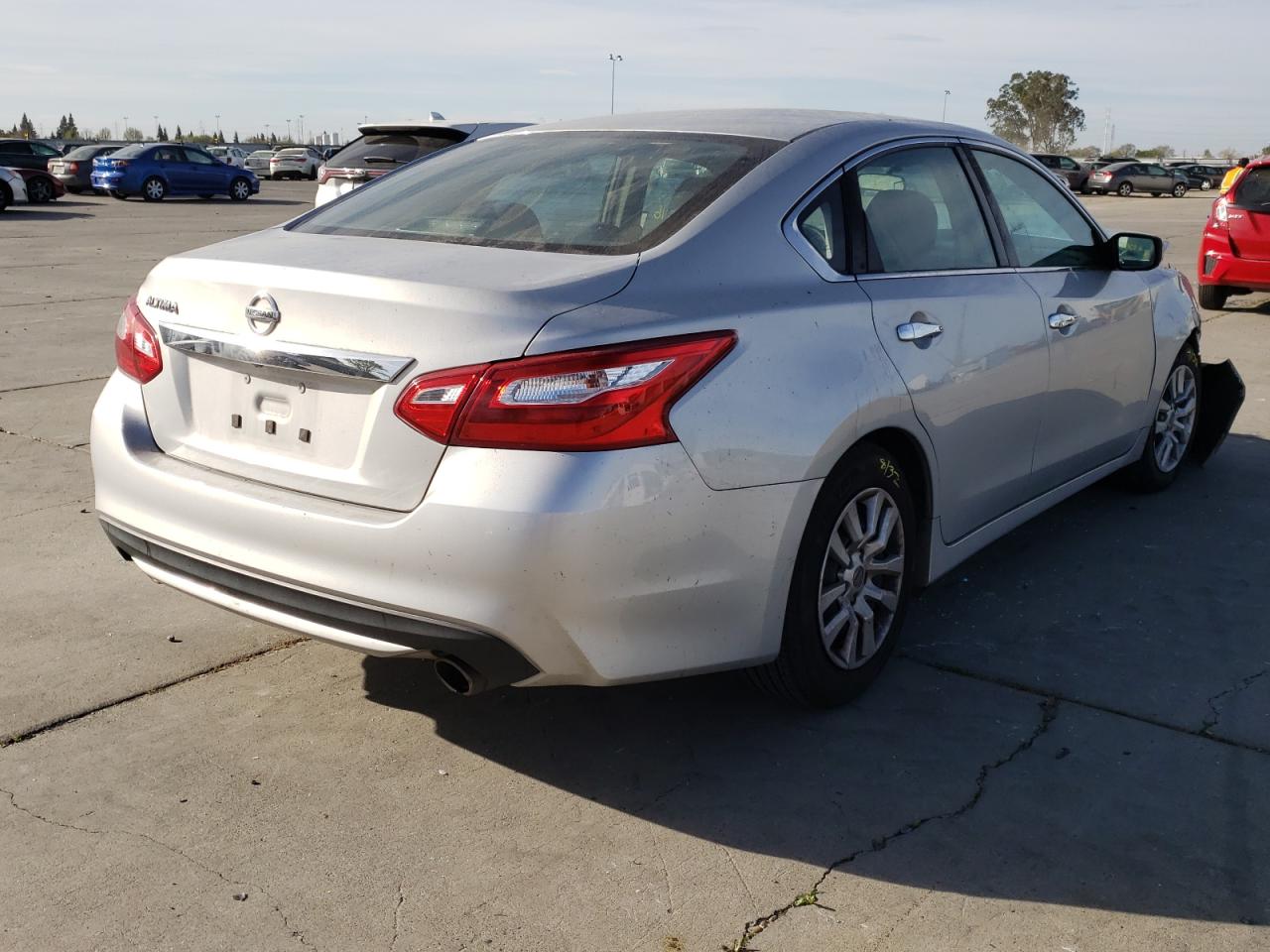 Photo 4 from auction – 2016 NISSAN ALTIMA 2.5 with VIN 1N4AL3AP5GC254715