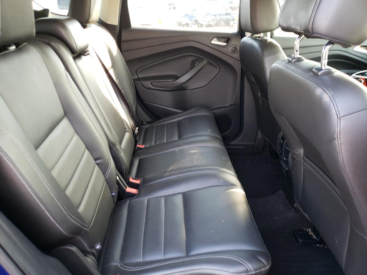 Photo 6 from auction – 2016 FORD ESCAPE with VIN 1FMCU9J98GUA80438