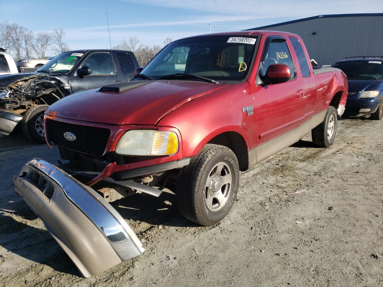 صورة رقم 2 من المزاد - 2002 FORD F150 مع VIN 1FTRX17W72NB10844
