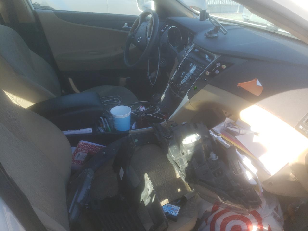 Photo 5 from auction – 2012 HYUNDAI SONATA GLS with VIN 5NPEB4AC5CH497571