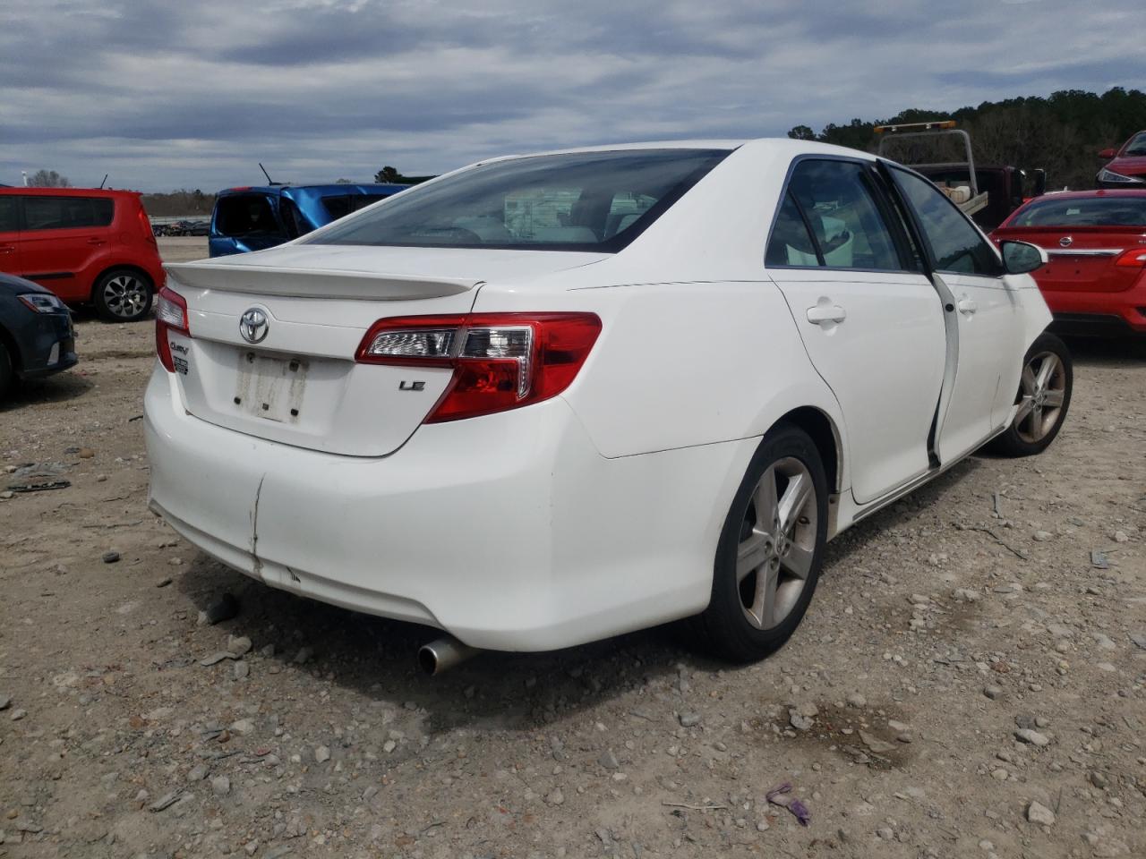 Zdjęcie 4 z aukcji – 2012 TOYOTA CAMRY BASE z VIN 4T1BF1FK1CU101787