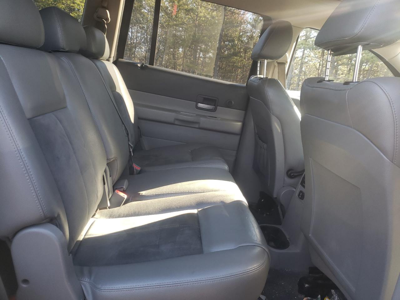 Photo 6 from auction – 2007 DODGE DURANGO LI with VIN 1D8HB58257F530442