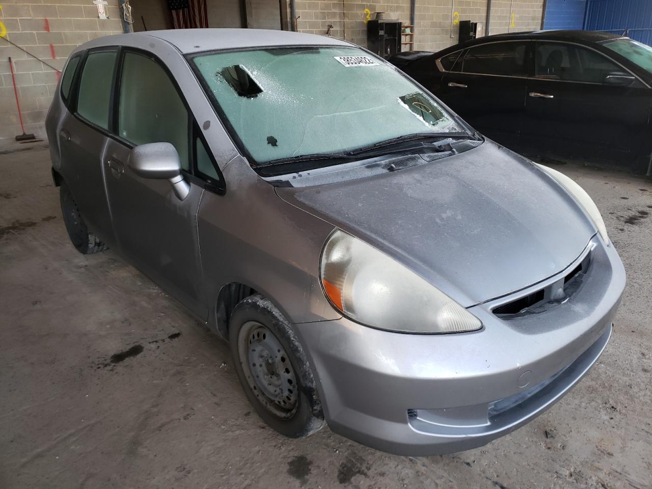 HONDA FIT 2008 with VIN JHMGD37428S011710 - Photo from auction