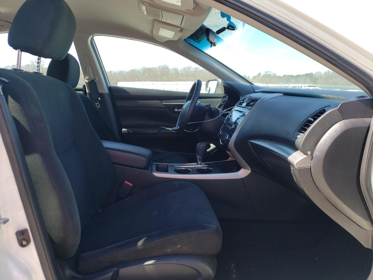 Photo 5 from auction – 2015 NISSAN ALTIMA 2.5 with VIN 1N4AL3AP3FC254789