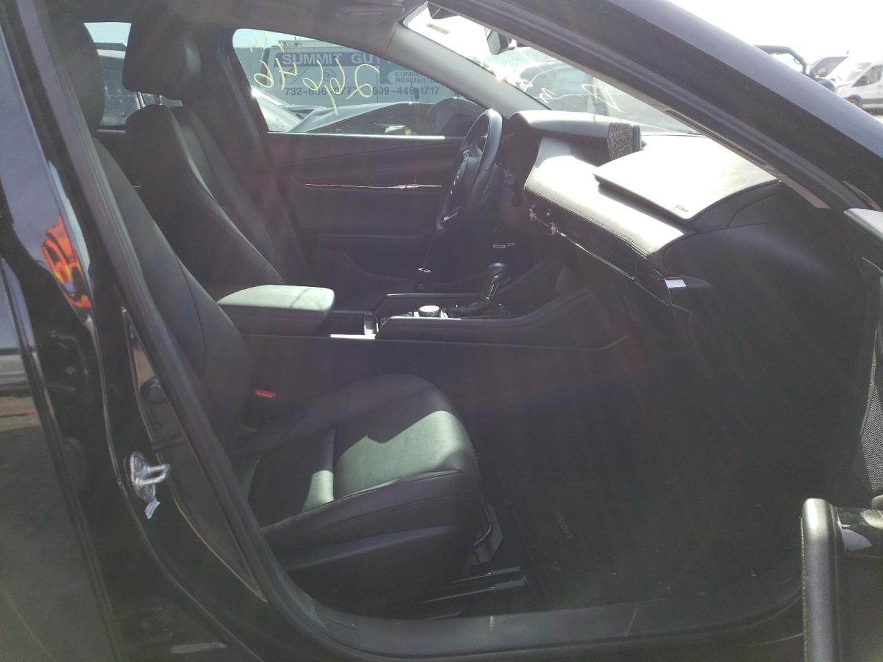 Photo 5 from auction – 2019 MAZDA 3 SELECT with VIN 3MZBPAAL3KM106412