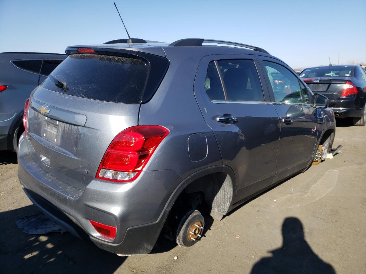 Photo 4 from auction – 2019 CHEVROLET TRAX 1LT with VIN KL7CJLSB2KB847729
