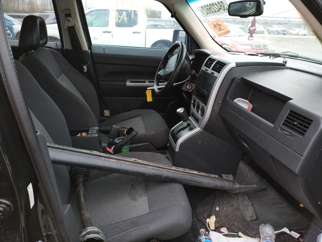 Photo 5 from auction – 2008 JEEP PATRIOT SP with VIN 1J8FF28WX8D788683