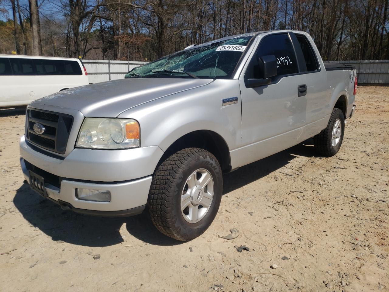 Photo 2 from auction – 2005 FORD F150 with VIN 1FTRX14W35FA73021