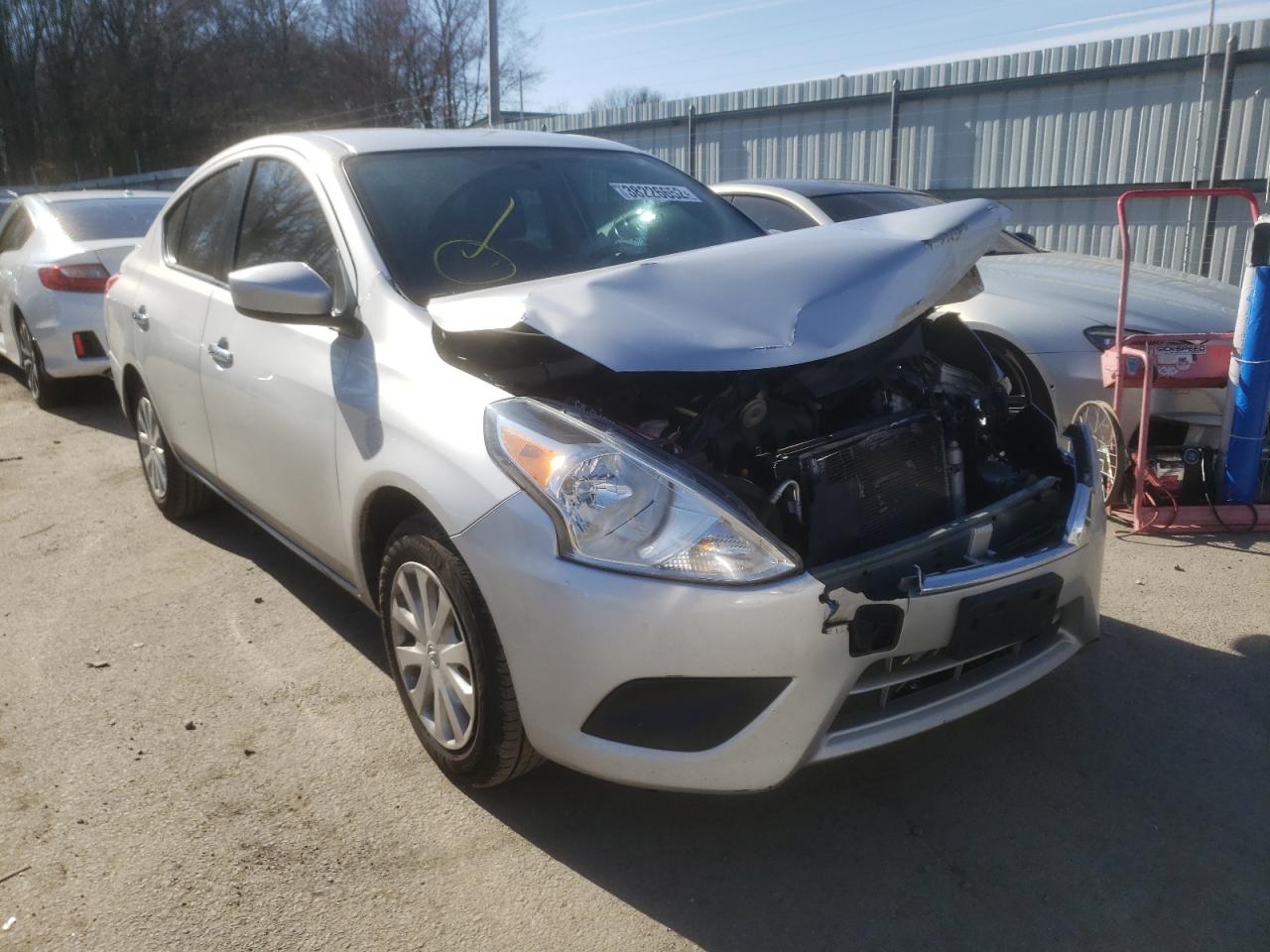 NISSAN VERSA S 2016 with VIN 3N1CN7AP5GL850533 - Photo from auction