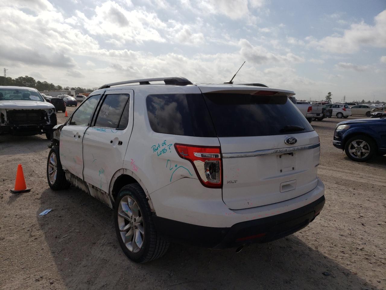Photo 3 from auction – 2013 FORD EXPLORER X with VIN 1FM5K7D8XDGB88835