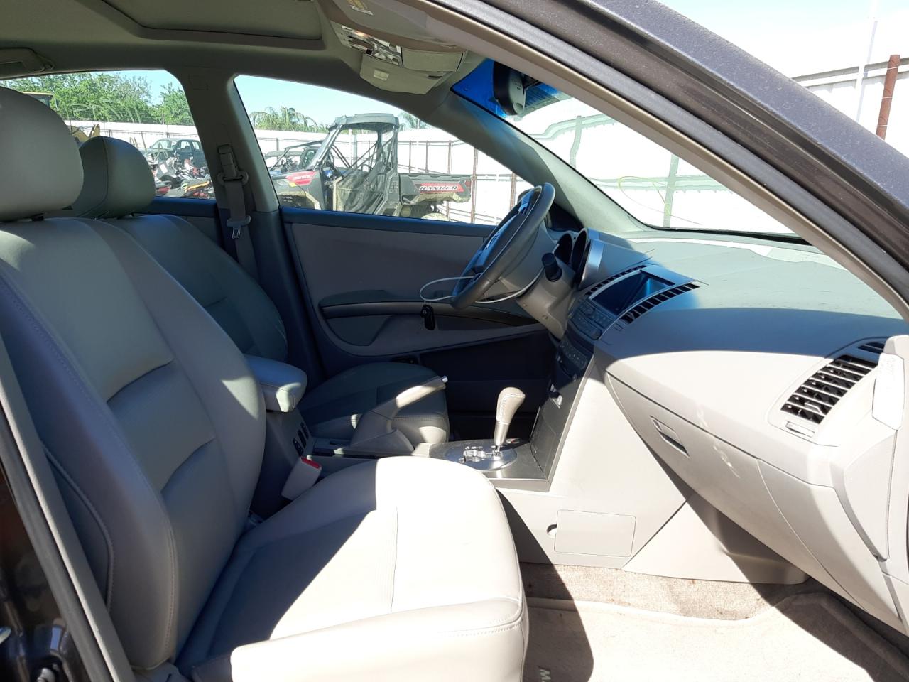 Photo 5 from auction – 2004 NISSAN MAXIMA SE with VIN 1N4BA41E54C928811
