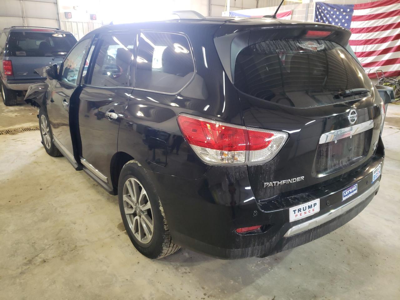 Photo 3 from auction – 2013 NISSAN PATHFINDER with VIN 5N1AR2MM4DC627545