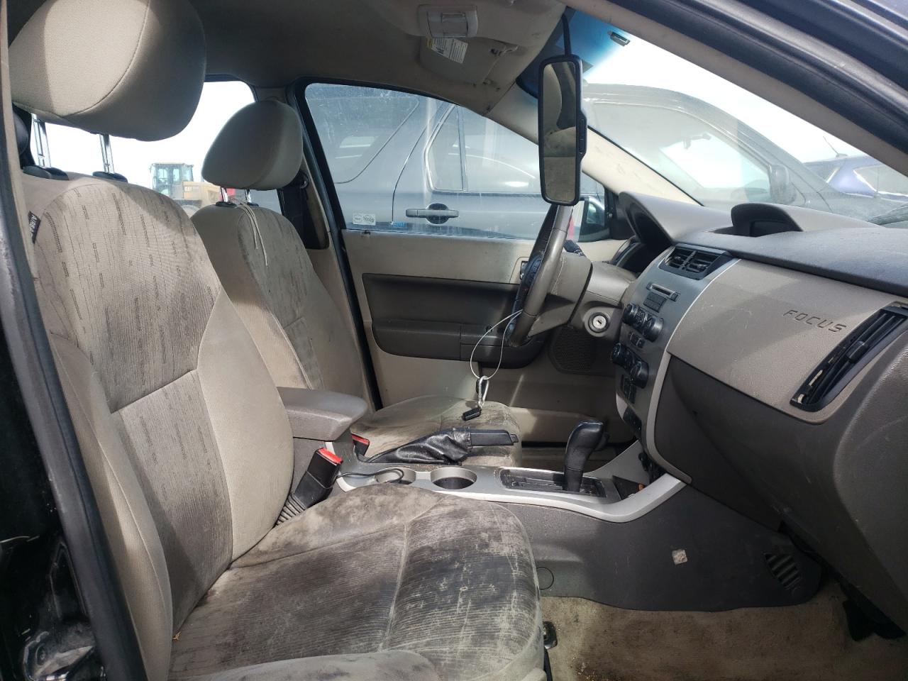 Photo 5 from auction – 2011 FORD FOCUS with VIN 1FAHP3FN0BW138730