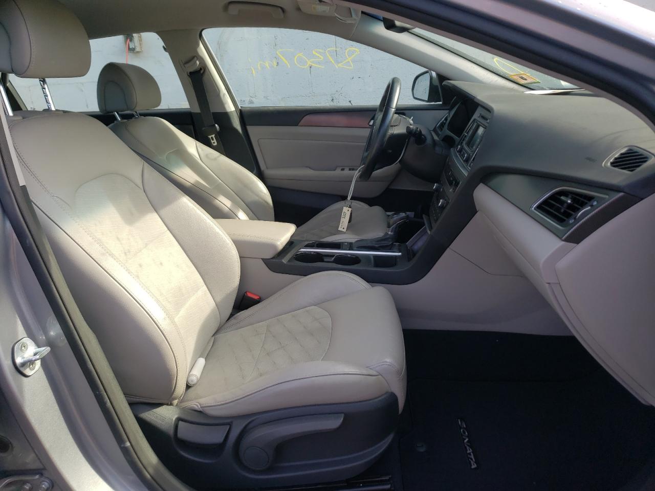 Photo 5 from auction – 2015 HYUNDAI SONATA SPO with VIN 5NPE34AF5FH140077