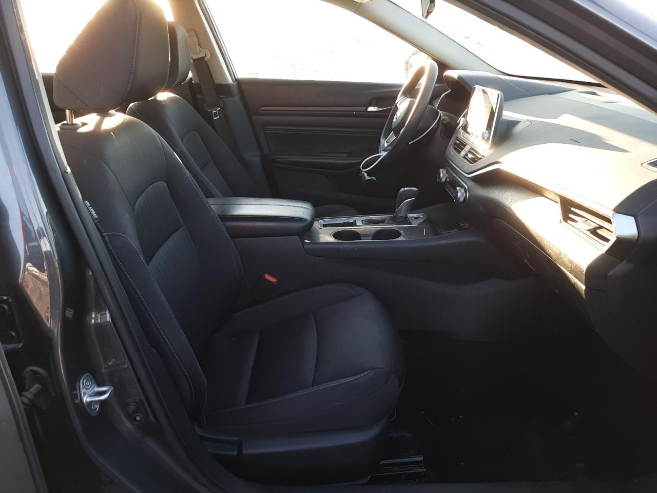 Photo 5 from auction – 2019 NISSAN ALTIMA S with VIN 1N4BL4BV4KN308770
