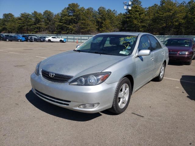 Photo 5 from auction – 2002 TOYOTA CAMRY with VIN JTDBF30K220010154