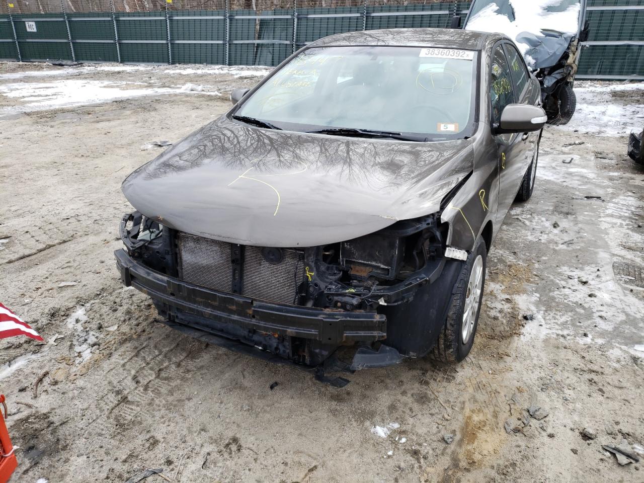Photo 9 from auction – 2010 KIA FORTE EX with VIN KNAFU4A20A5185156
