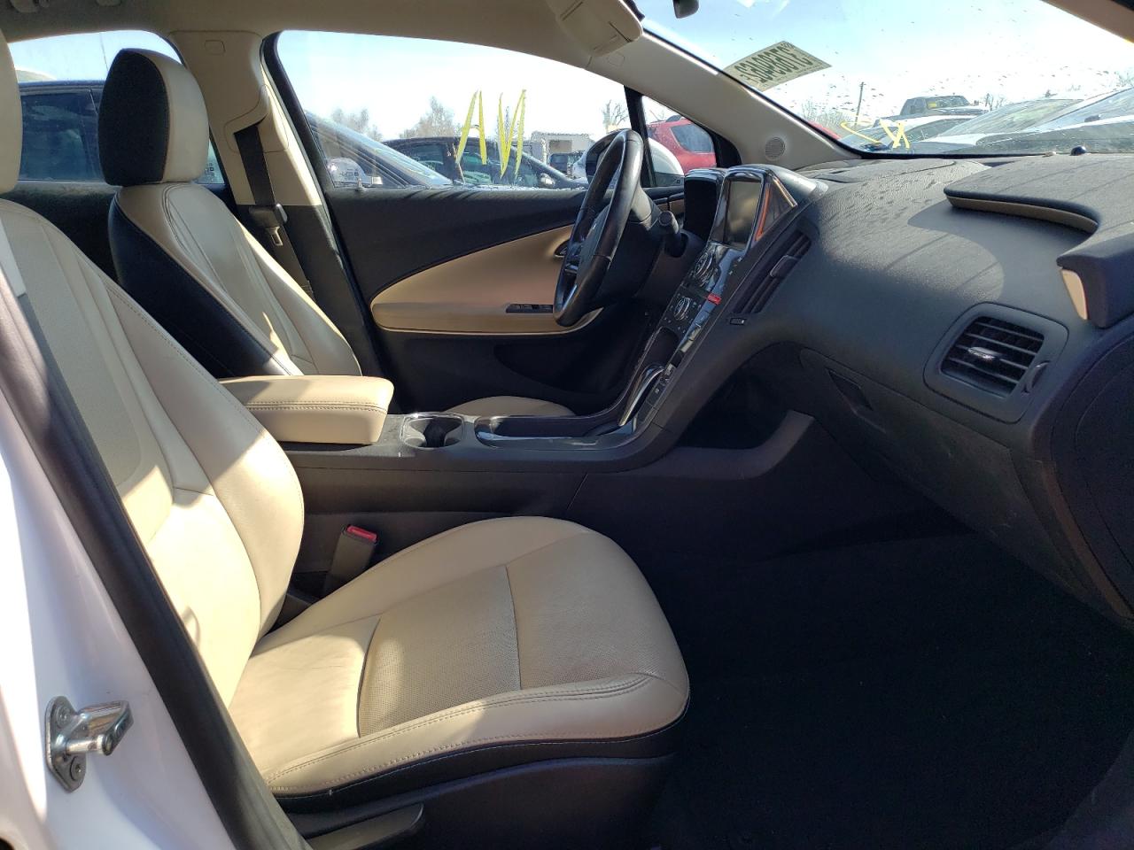 Photo 5 from auction – 2012 CHEVROLET VOLT with VIN 1G1RD6E46CU103147