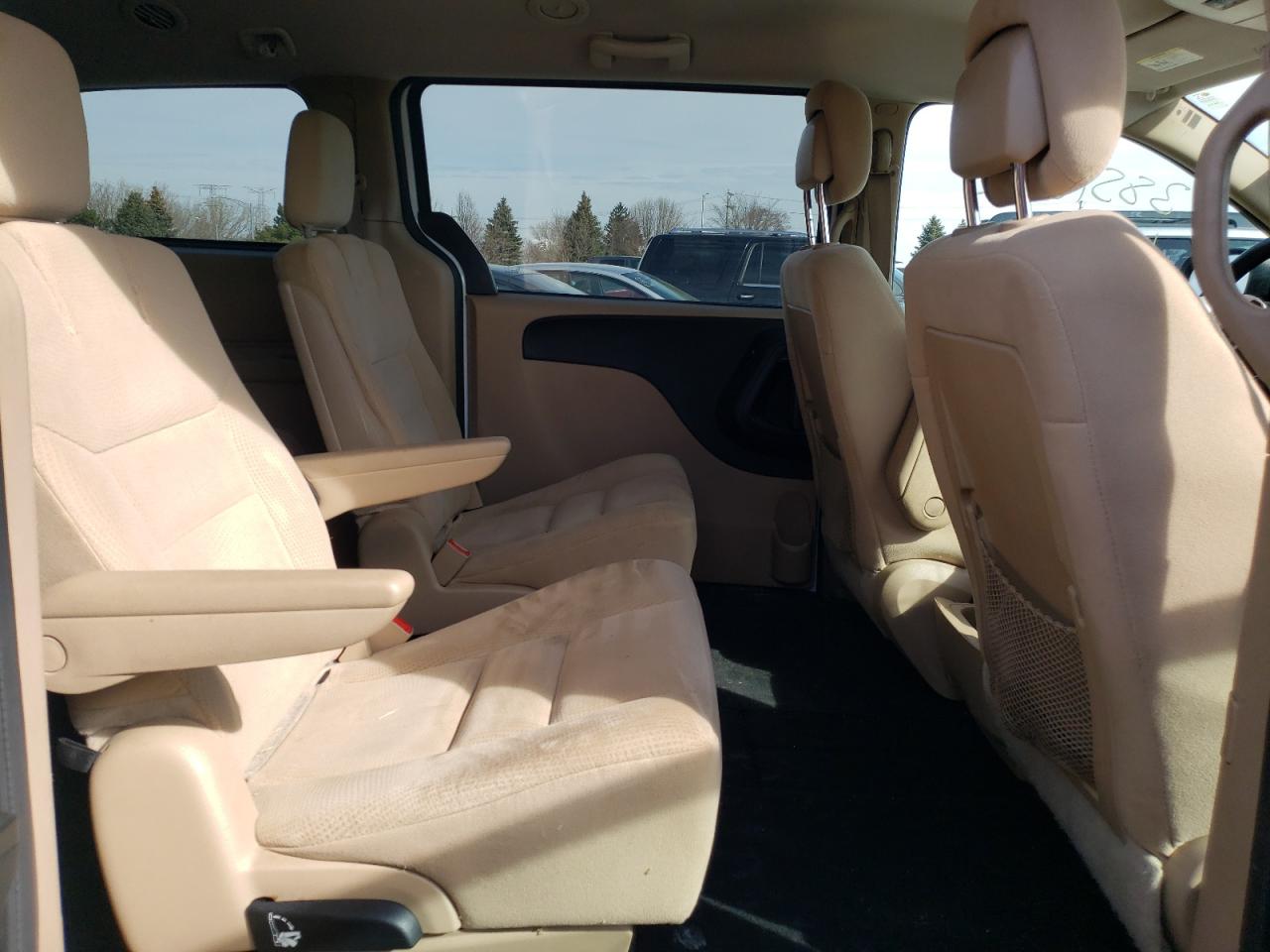 Photo 6 from auction – 2015 DODGE GRAND CARA with VIN 2C4RDGCG4FR548675