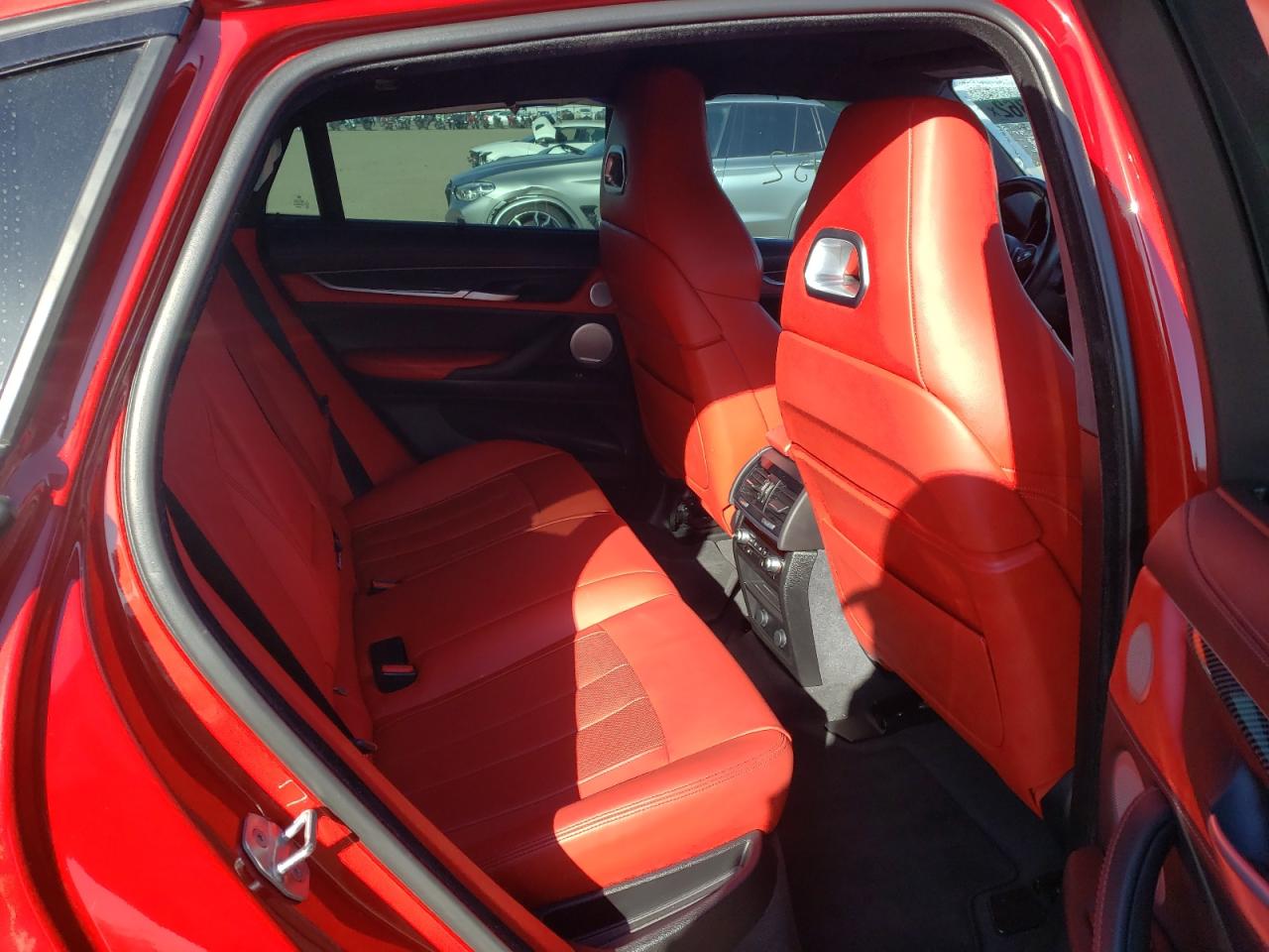 Photo 6 from auction – 2017 BMW X6 M with VIN 5YMKW8C52H0R43989