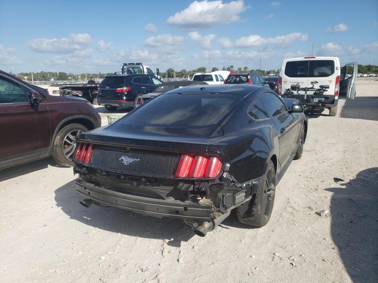 Photo 4 from auction – 2015 FORD MUSTANG with VIN 1FA6P8TH3F5304687