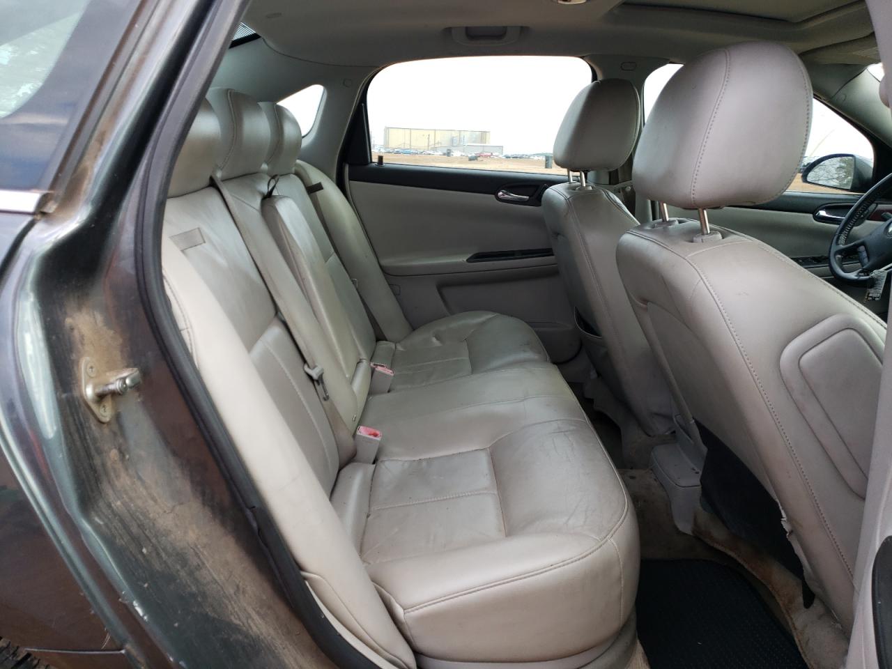 Photo 6 from auction – 2010 CHEVROLET IMPALA with VIN 2G1WC5EM6A1190962