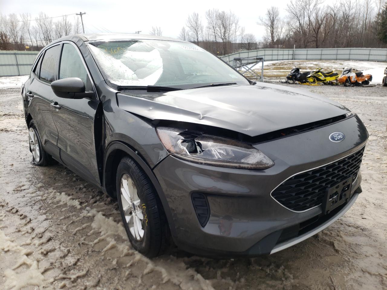 Photo 1 from auction – 2020 FORD ESCAPE SE with VIN 1FMCU9G64LUB29299
