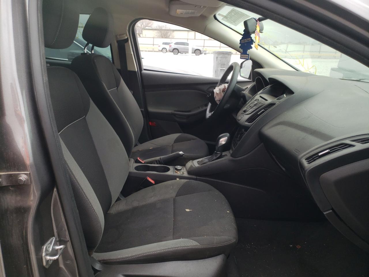 Photo 5 from auction – 2014 FORD FOCUS S with VIN 1FADP3E21EL398680
