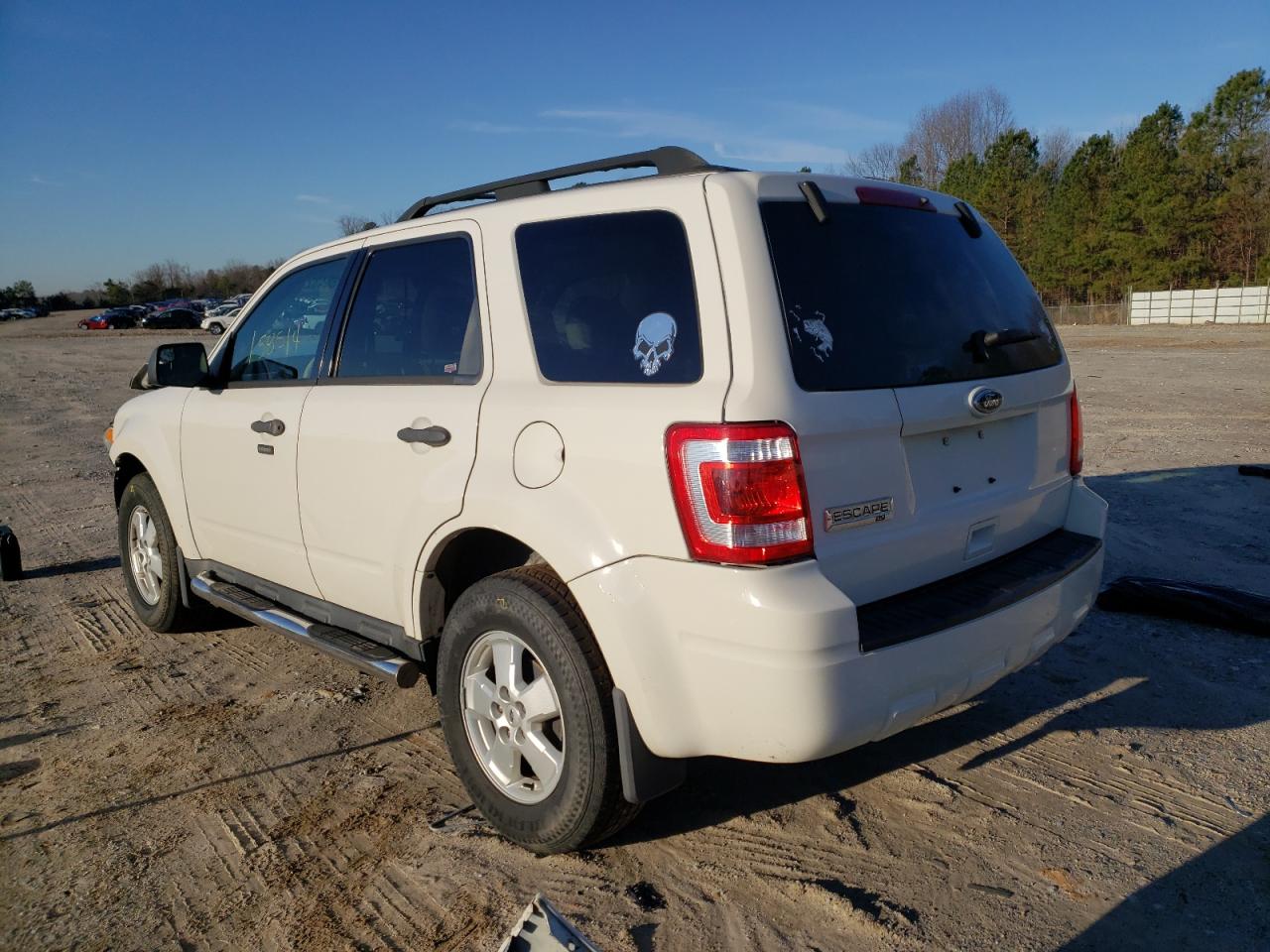 صورة رقم 3 من المزاد - 2010 FORD ESCAPE XLT مع VIN 1FMCU9D71AKB92382