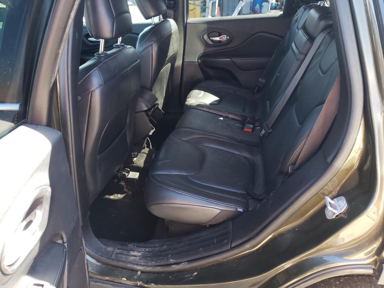 Photo 6 from auction – 2016 JEEP CHEROKEE L with VIN 1C4PJMDBXGW151756