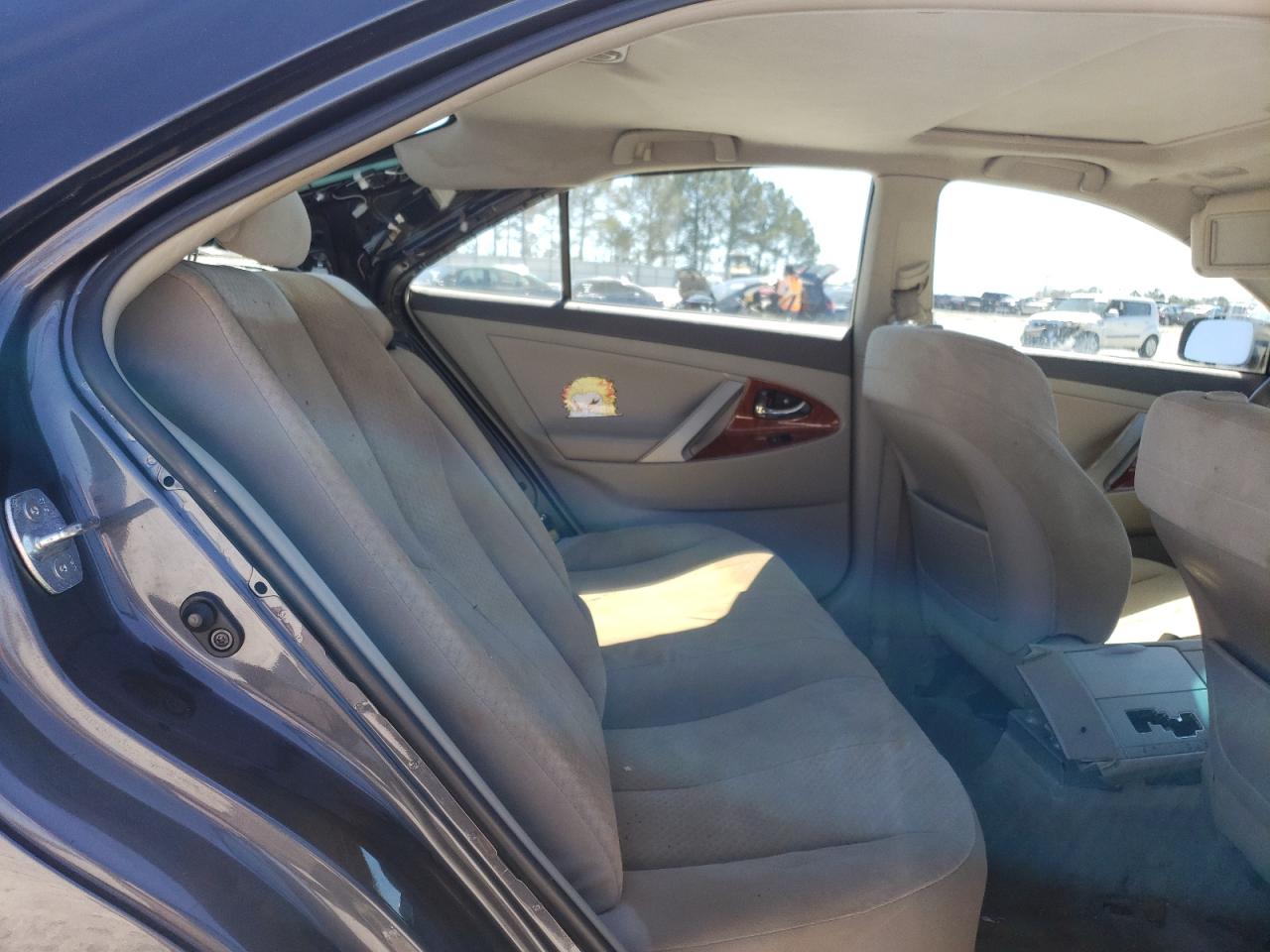 Photo 6 from auction – 2011 TOYOTA CAMRY BASE with VIN 4T1BF3EK9BU146990