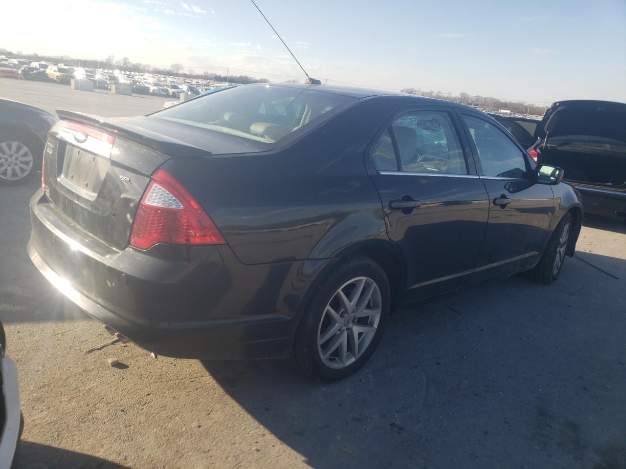 Photo 4 from auction – 2010 FORD FUSION SEL with VIN 3FAHP0JA4AR104035