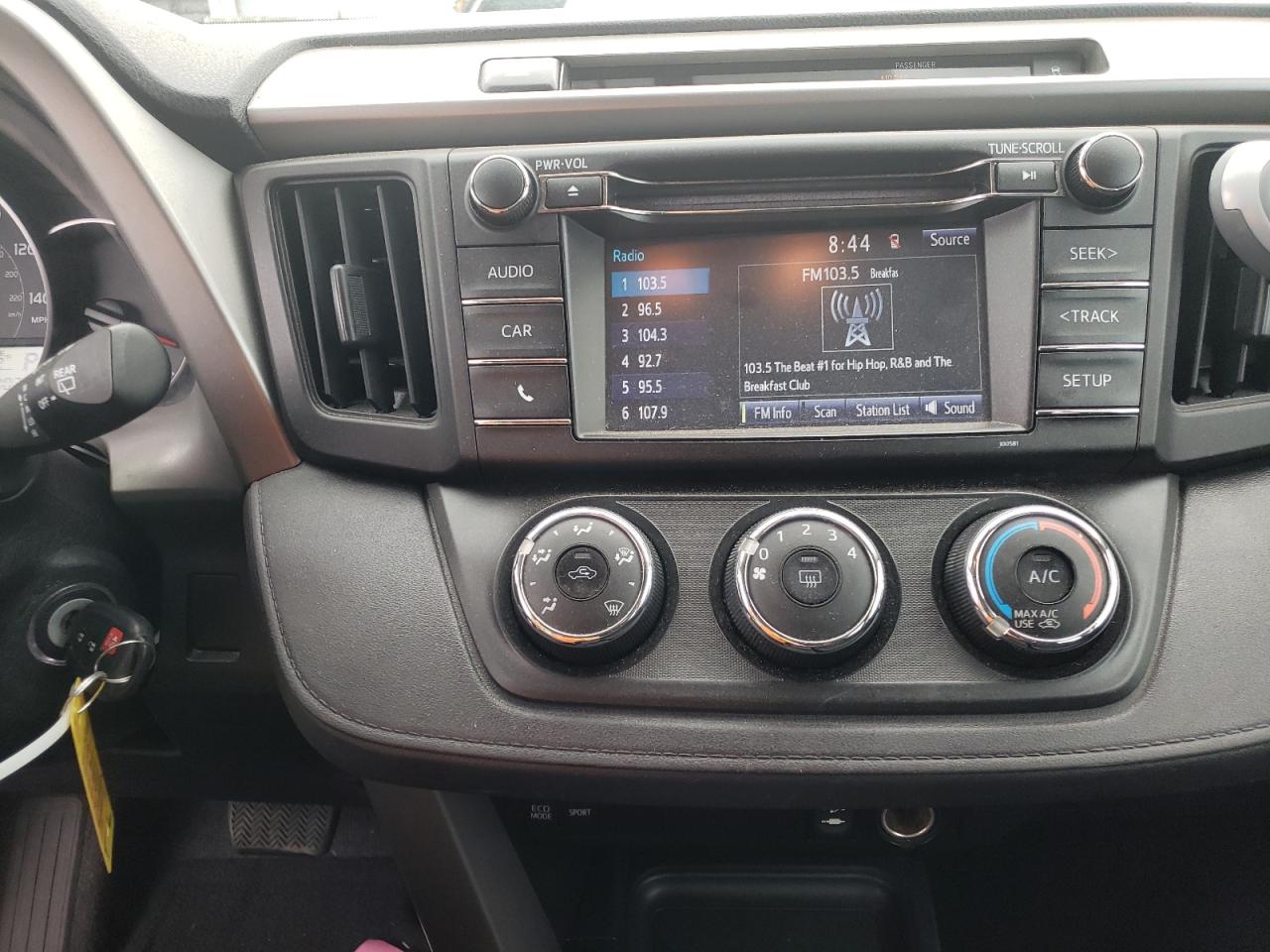 Photo 9 from auction – 2016 TOYOTA RAV4 LE with VIN 2T3ZFREV8GW242328