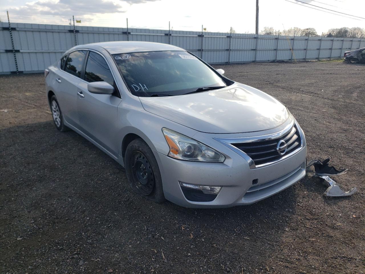 NISSAN ALTIMA 2.5 2015 with VIN 1N4AL3AP9FN311260 - Photo from auction