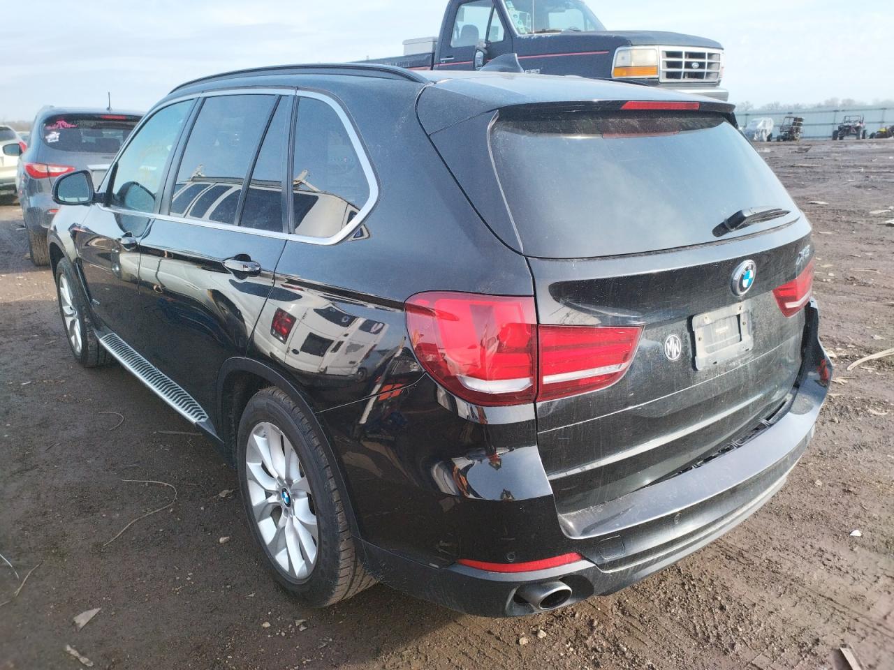 Photo 3 from auction – 2016 BMW X5 XDRIVE3 with VIN 5UXKR0C50G0P32417